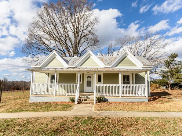 1793 Prince Edward Hwy, Pamplin, VA 23958