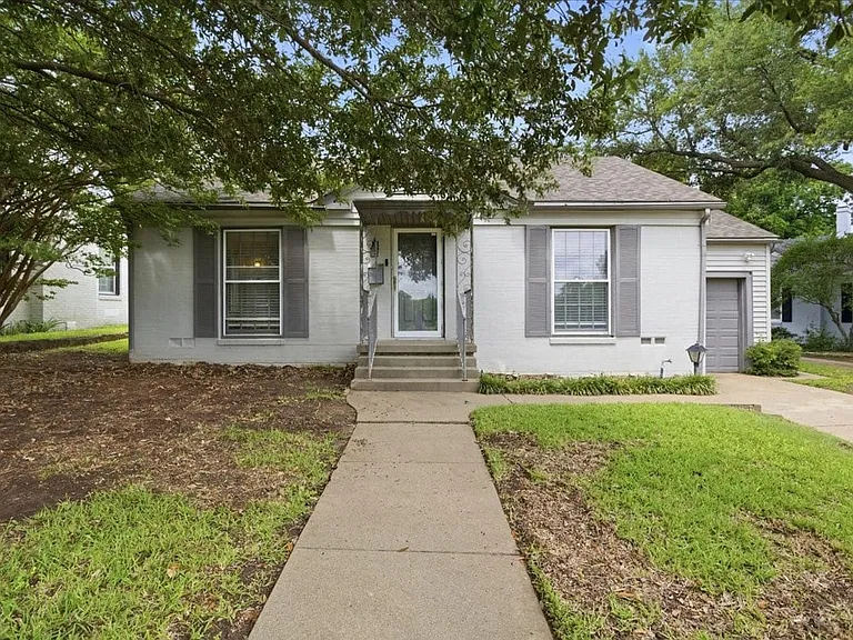 3101 Westcliff Rd W — Photo 2