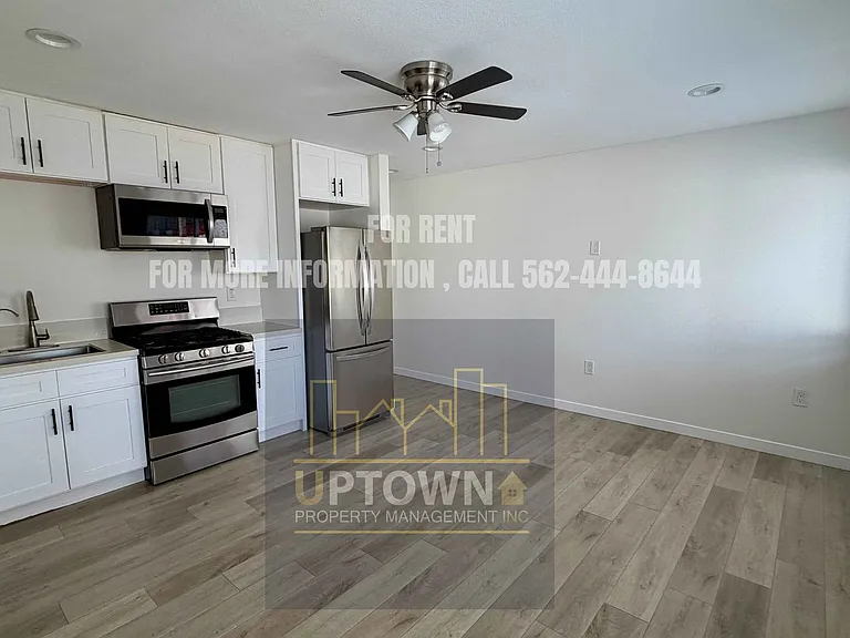 8535 Bradwell Ave — Photo 1