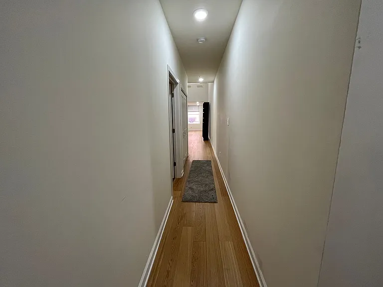 99 Pine Street — Photo 28