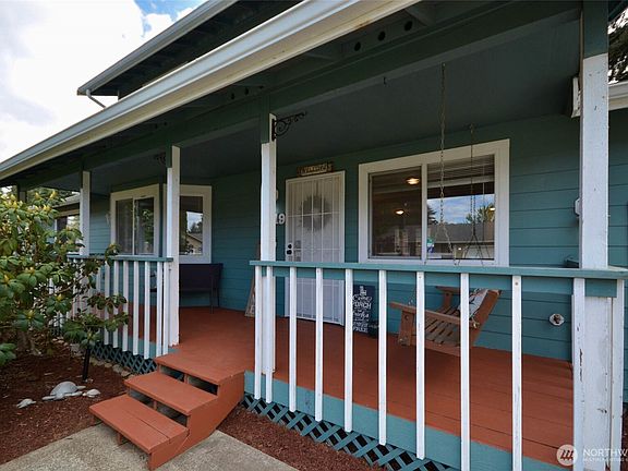 2nd image of 8619 Glenlea Court SE