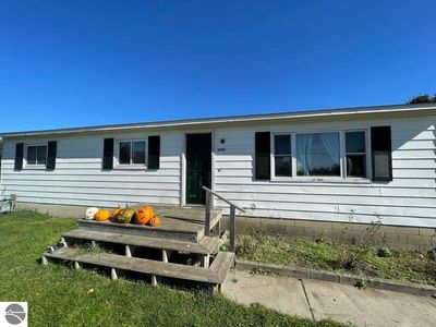 1847 Sawyer Rd, Traverse City, MI, 49685