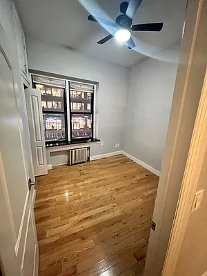 Rented by Manhattan Dwelling Corporation | media 4