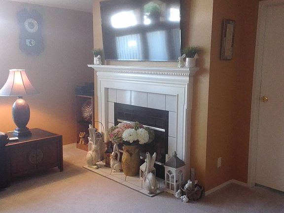 2nd image of 333 Belle Field Ave