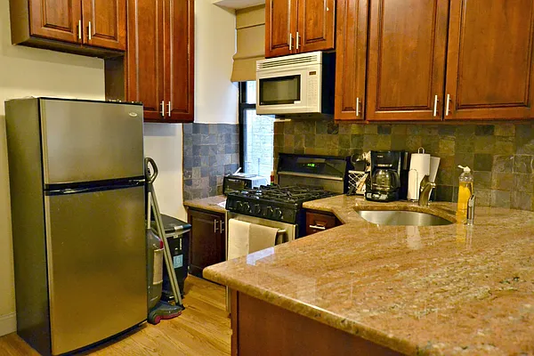 Rented by Bold New York | media 5