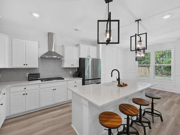 3018 Hanging Valley Rd, Blythewood, SC 29016