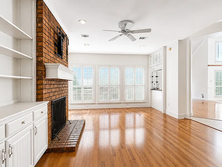 810 Pearl Dr — Photo 13