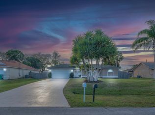 1968 SW Capeador St, Port Saint Lucie, FL 34953