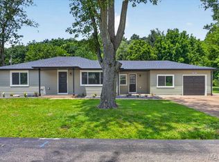 1381 Pleasant Dr, Arnold, MO 63010
