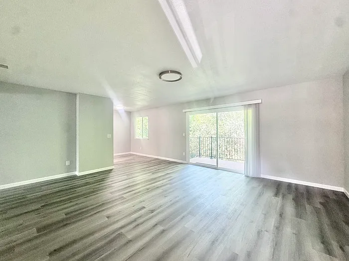 204 Pine St — Photo 5
