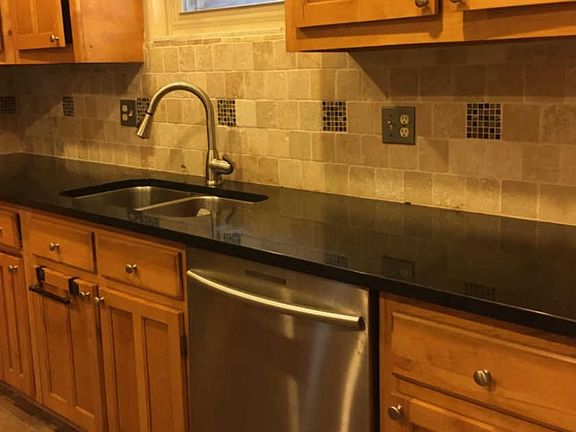 3rd image of 7260 Cherrywood Ln
