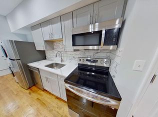 1113 Queen St NE APT 3, Washington, DC 20002