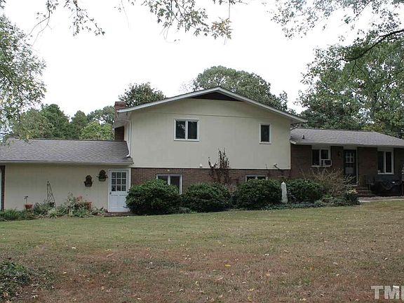 4th image of 29 Hastings Cir