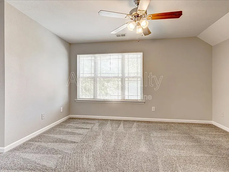 123 Wellbrook Ct NE — Photo 29