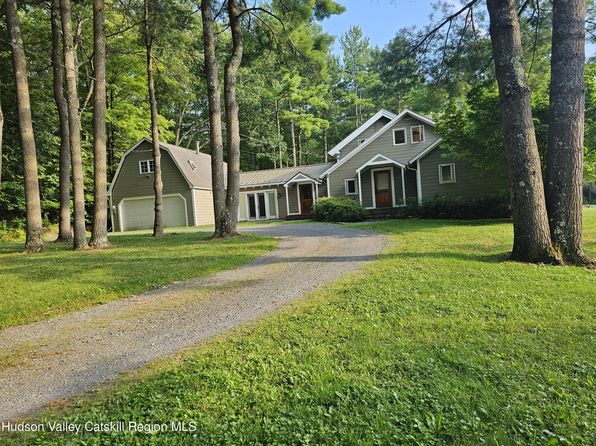 136 Macedonia Rd