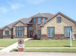 101 Odonna Dr, Waxahachie, TX 75165