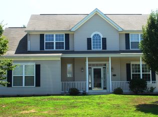 1810 Tillerman Dr, Hampstead, MD 21074