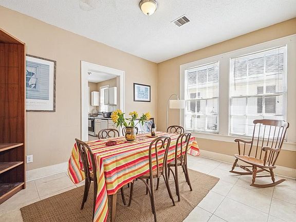 3rd image of 4210 Avenue T