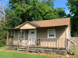 134 8th Ave, Nederland, TX 77627