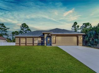 6002 Terry Ave N, Lehigh Acres, FL 33971