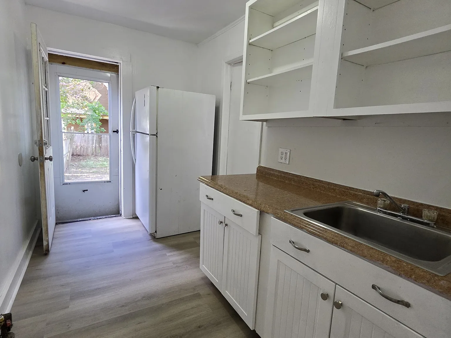 3 bed, $1,995 — Photo 4