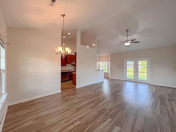 3rd image of 1417 Tiger Grand Dr.