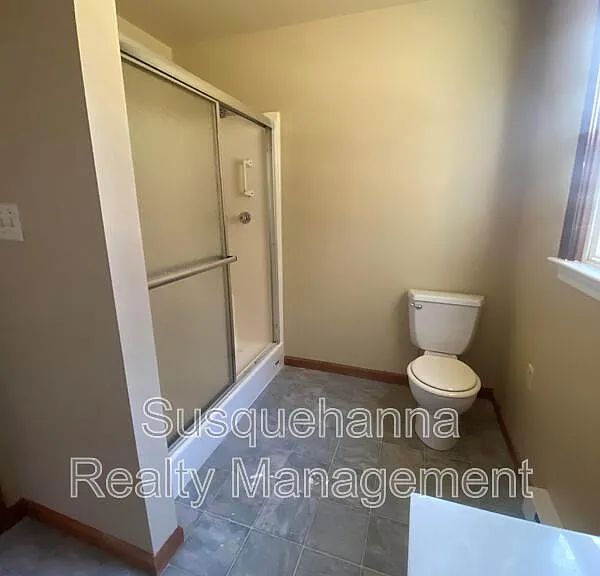 529 Stone Hill Rd — Photo 11