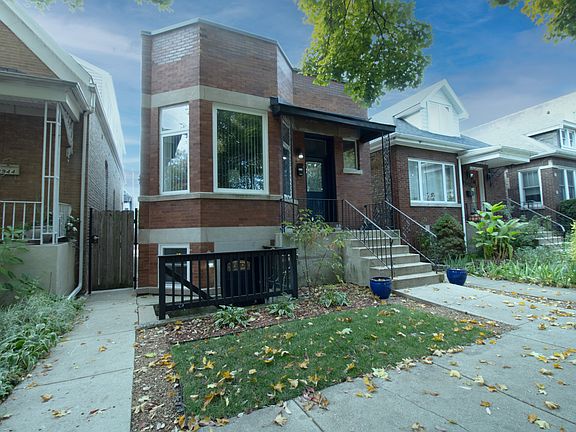 3rd image of 2946 N Washtenaw Ave #G
