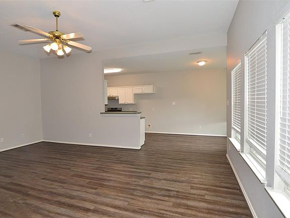 4th image of 24327 Wild Horses Dr