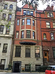 Rented by Peter Ashe