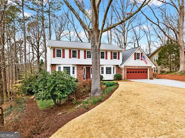 1663 Huntingford Dr, Marietta, GA 30068