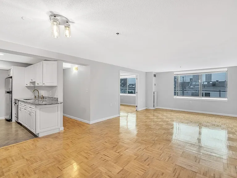 357 Commercial St #616 — Photo 3
