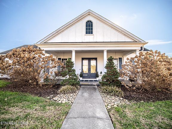 4th image of 3320 Mollianna Way