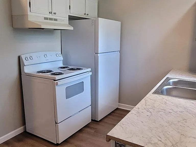 157 Highlander Dr #B — Photo 5