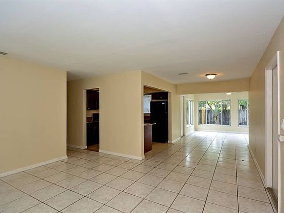 4th image of 3560 Jackson Blvd