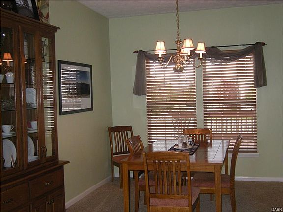 3rd image of 1156 Rexford Ct