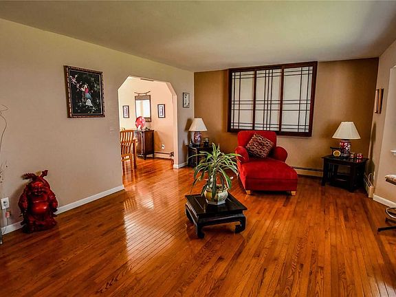 2nd image of 74 Winston Dr