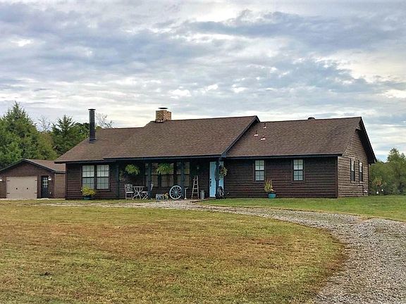 2nd image of 636 Homer Roach Ln