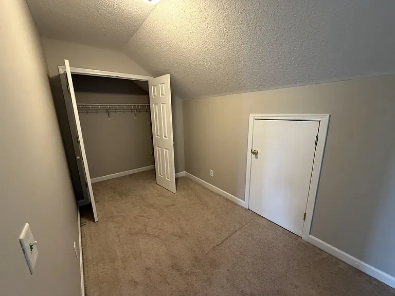 607 Atkinson Dr — Photo 14