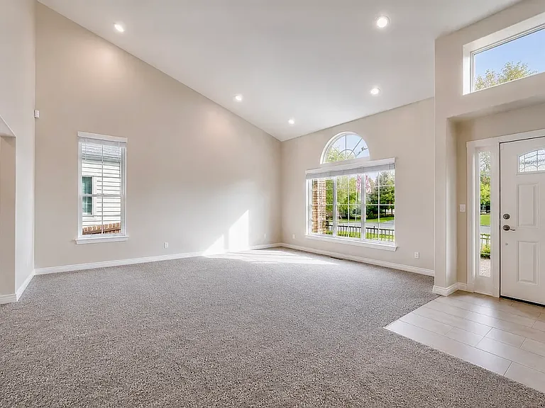 2921 S Tower Way — Photo 4