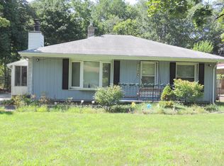 21205 Van Buren St, Southfield, MI