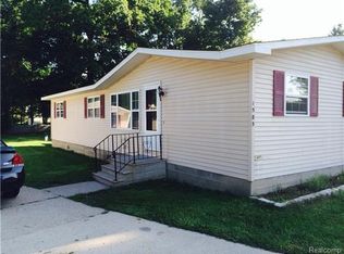 1583 S Hughes Rd, Brighton, MI 48114