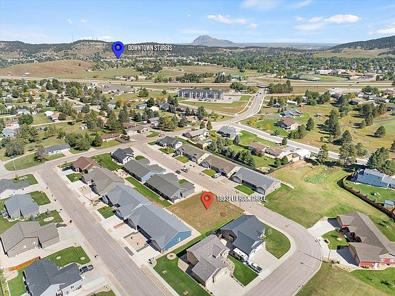 3rd image of 2211 Split Rock Rd