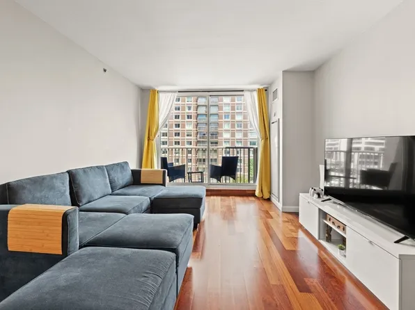 8-12 Museum Way Unit 614, Cambridge, MA 02141