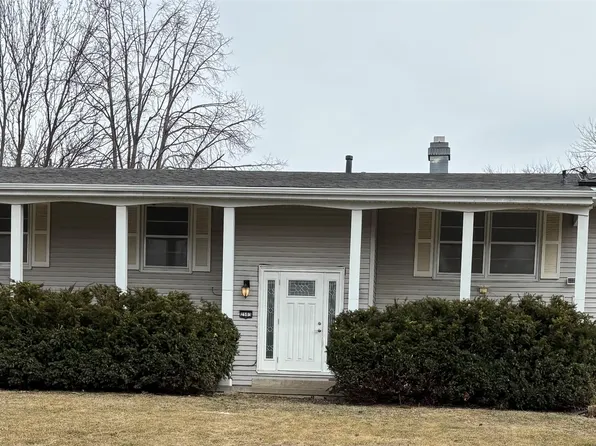 2501 Rocklyn Dr, Urbandale, IA 50322