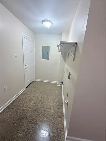 2 bed, 1.0 bath, 898 sqft, $1,200 — Photo 4