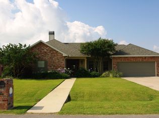 111 Anslem Dr, Youngsville, LA 70592