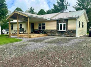 339 Oak St, Jane Lew, WV 26378
