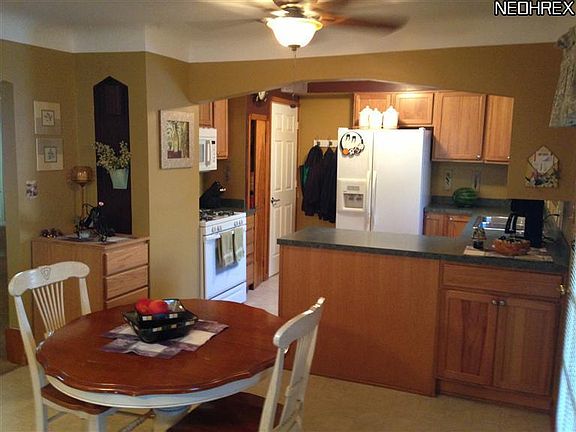 5th image of 6895 Beresford Ave