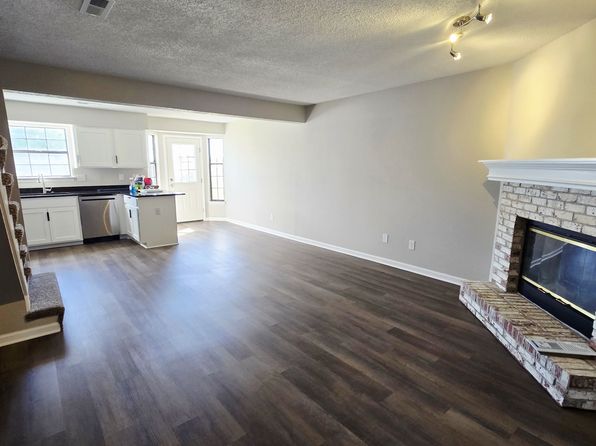 506 NE 6th St APT B